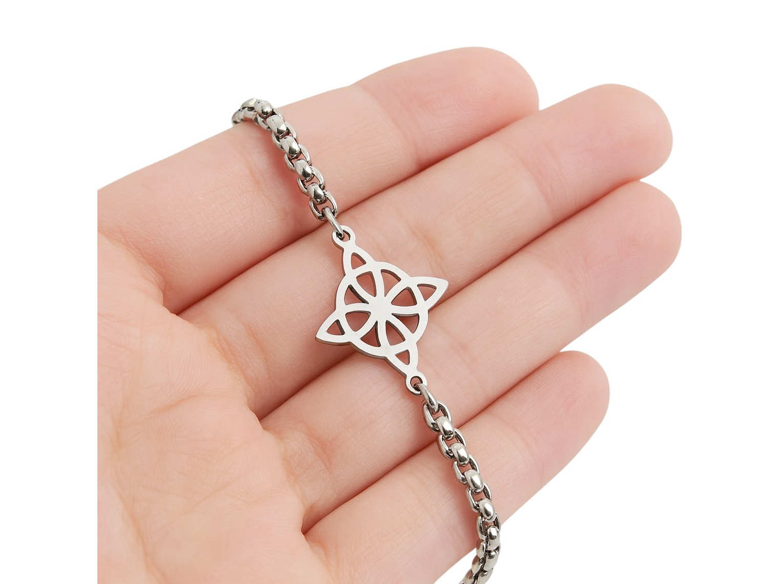 Pulsera Nudo de Bruja Celta Plateada Acero MD1125 3