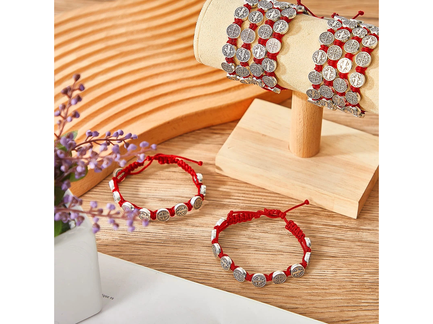 Pulsera Hilo Rojo San Benito Protector 10 Medallas MD1127 5