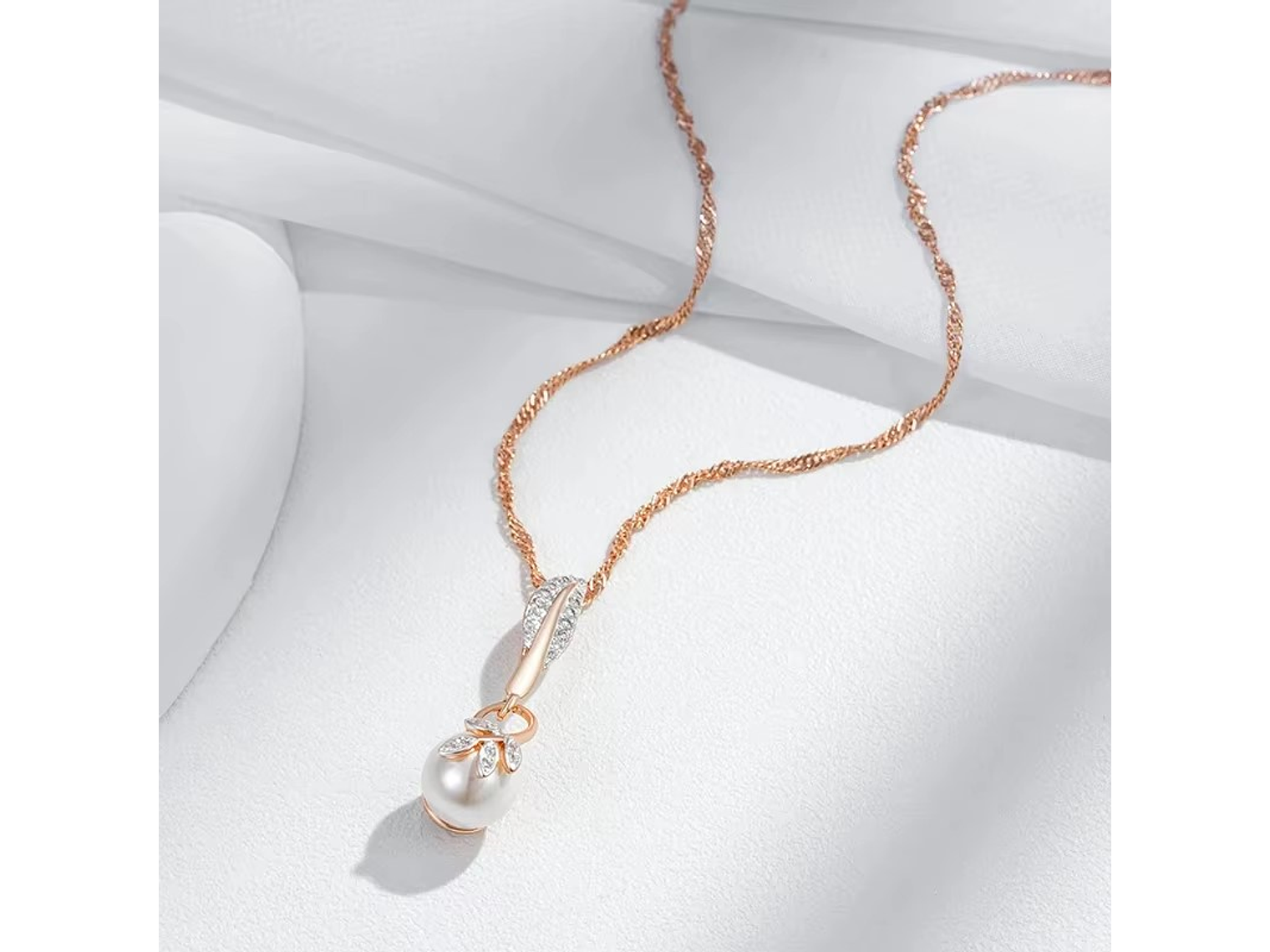 Collar Hojas Perla y Circones Dorado Rosa 4