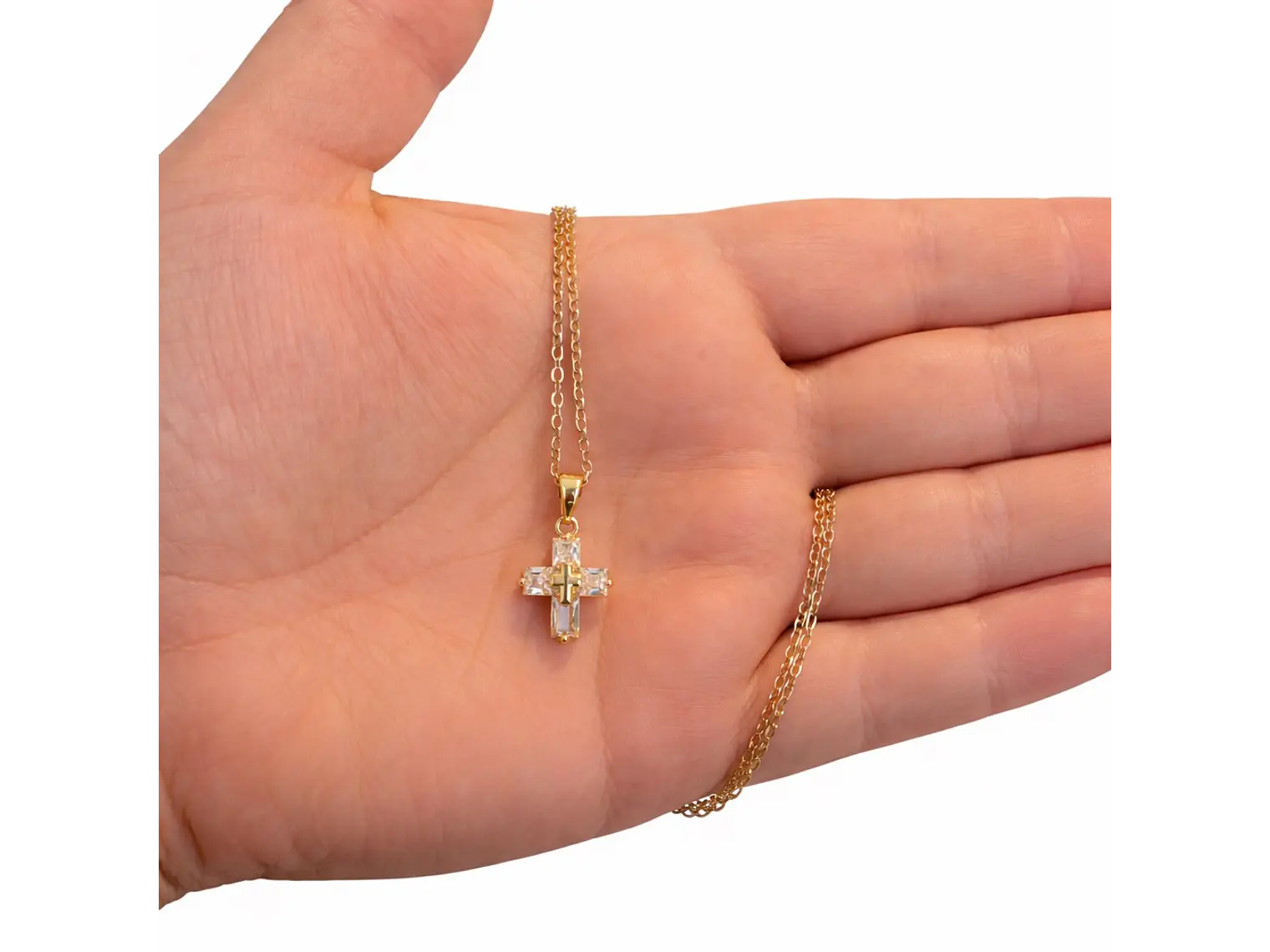 Collar Mini Cruz Cristal Blanco y Acero Dorado 4