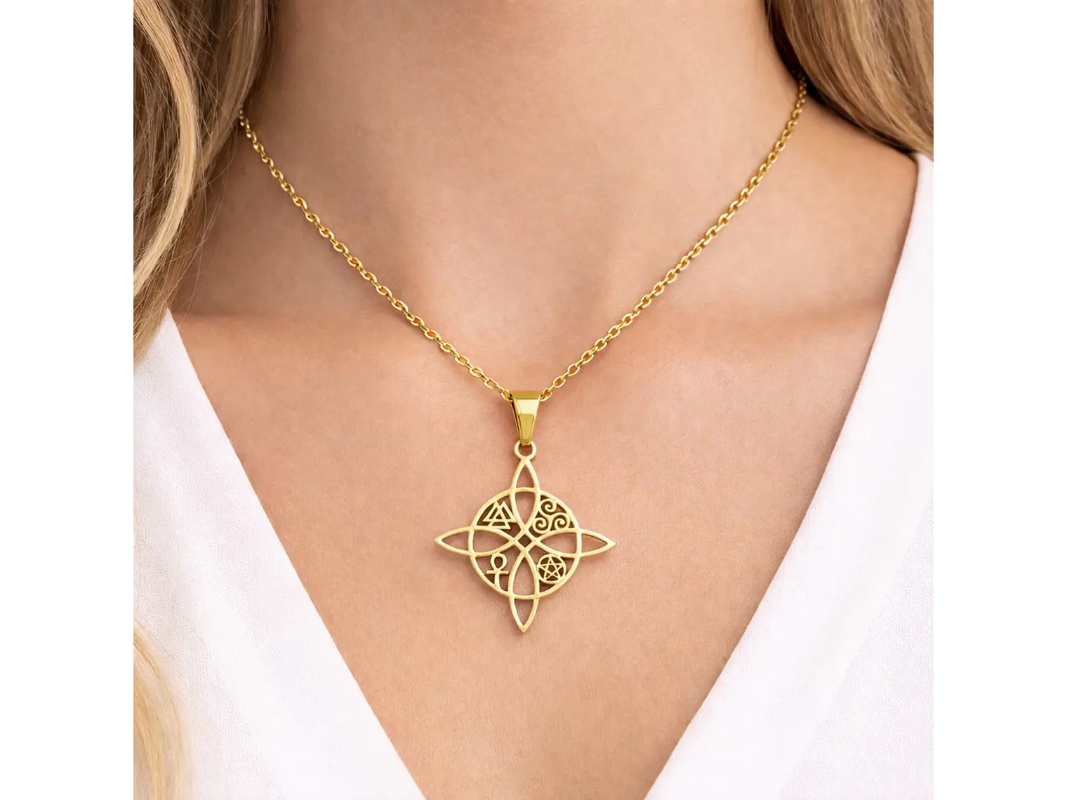 Collar Nudo de Bruja Cinco Elementos Acero Dorado 3