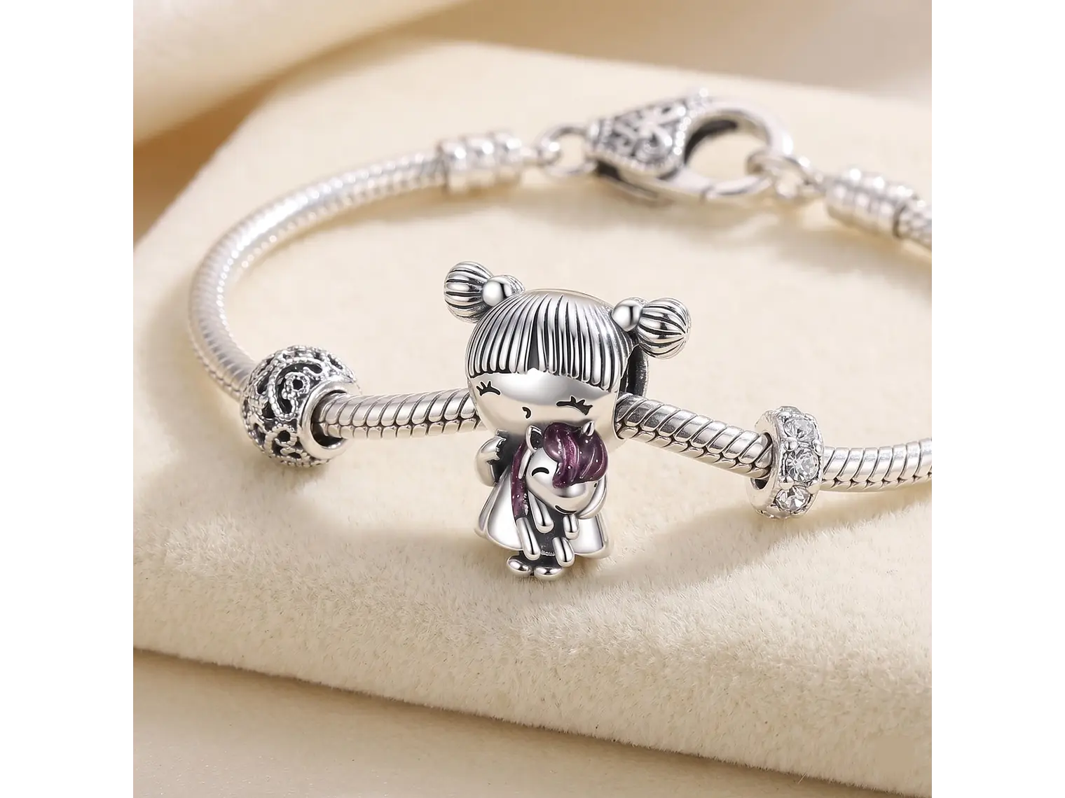 Charm Dije Plata 925 Niña Con Peluche Unicornio 3