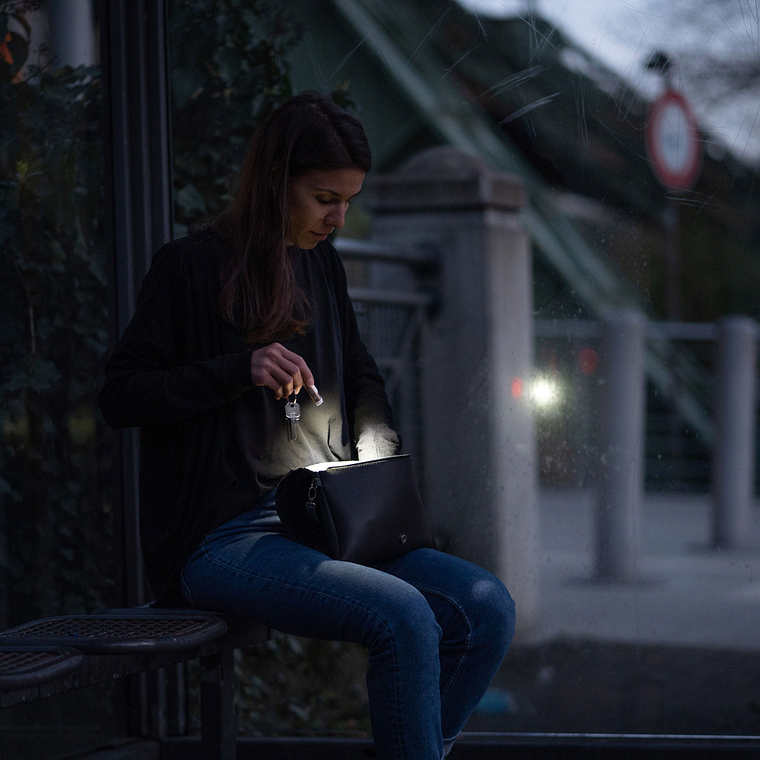 Linterna Ledlenser K6R USB Compacto +Luz roja 4