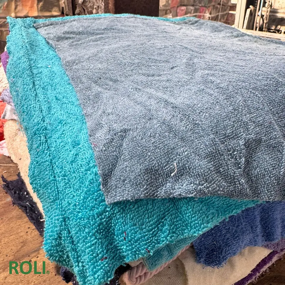 Paños de Toallas Color 40 x 40 cm Saco 20 Kg 2