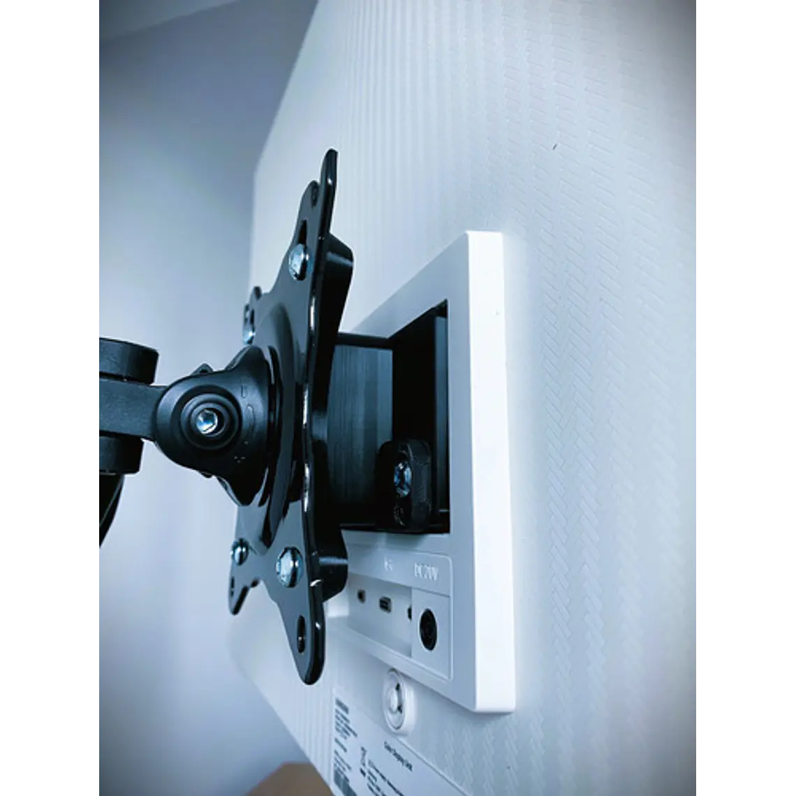 Adaptador Vesa Monitor Samsung M8 Y Similares 8