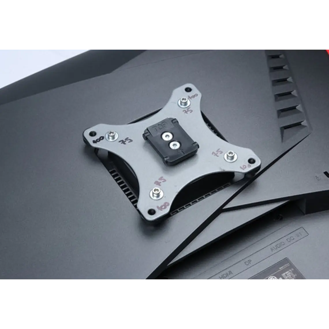 Adaptador Vesa Monitor Msi Optix Mag24c, Mag27c Y Similares 7