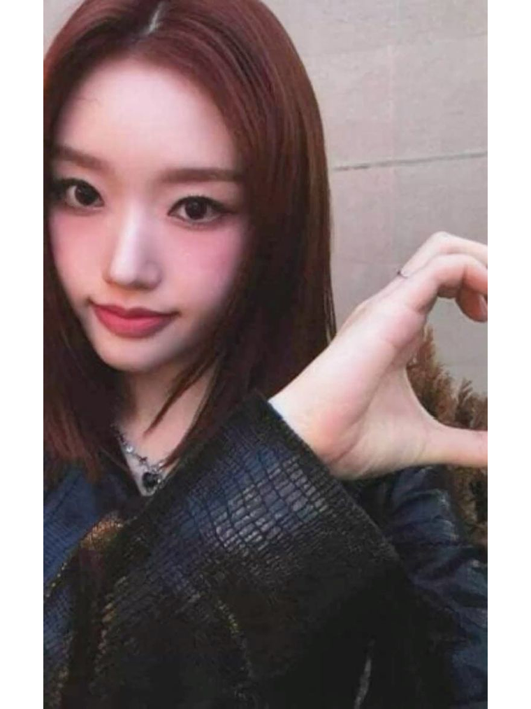 PHOTOCARD : LOOSSEMBLE - [  ONE OF A KIND COKODIVE POB ] 1