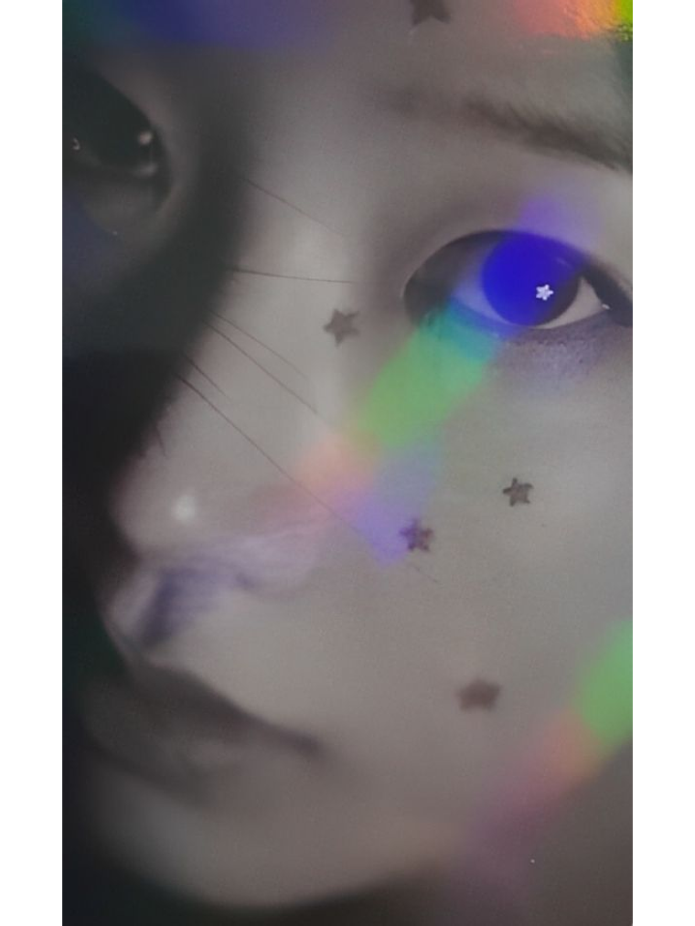 PHOTOCARD: LE SSERAFIM - [ UNFORGIVEN HOLO WEVERSE POB ] 1