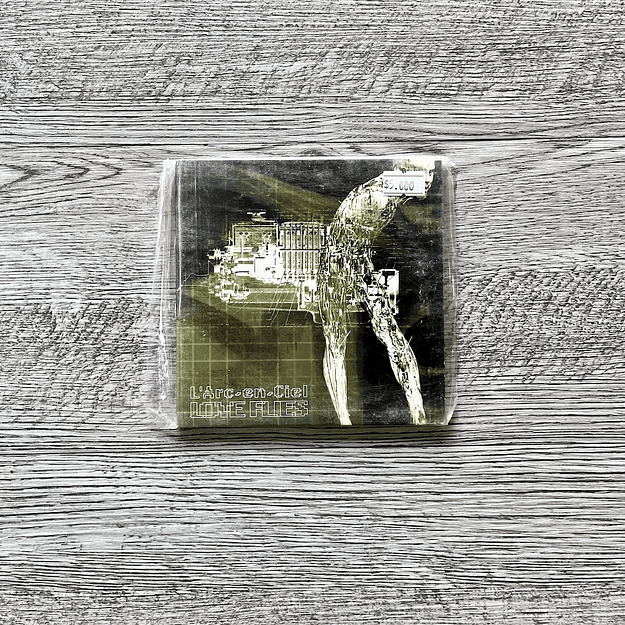 L'Arc-en-Ciel Love Flies CD SIngle 1