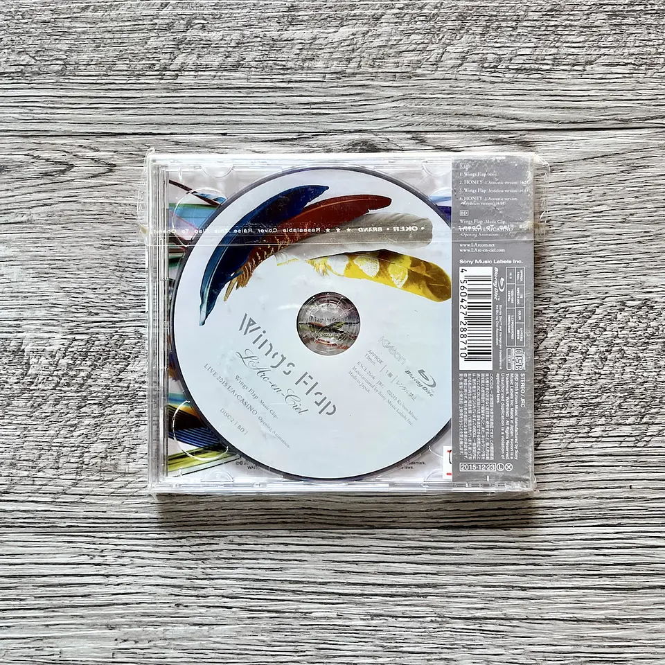 L'Arc-en-Ciel Wings Flap CD Single 2