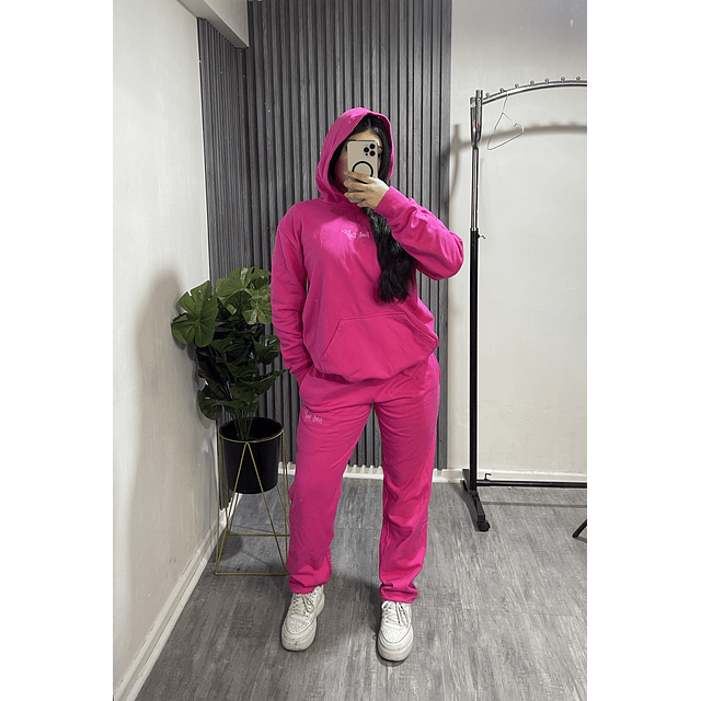 Conjunto Polerón fucsia + Sweatpants 