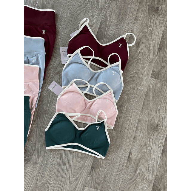 Set deportivo BORDER 