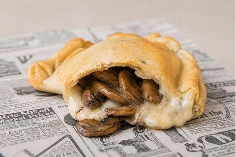 Empanada de Champiñón Queso