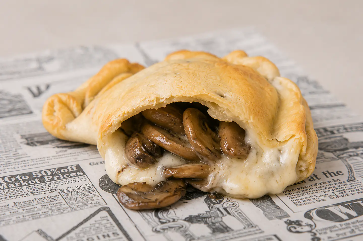 Empanada de Champiñón Queso 1