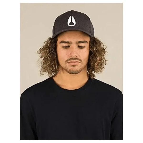 GORRO DEEP DOWN NEGRO NIXON COD.13139