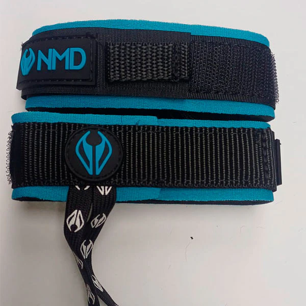 SEGURO ALETA FIN TETHERS NEGRO/CELESTE NMD COD.10799