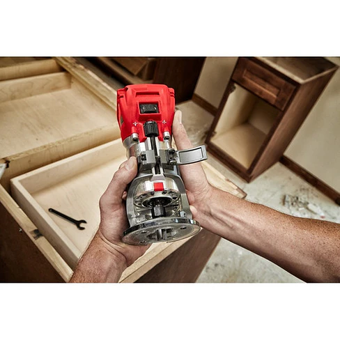 Fresadora Milwaukee M18 Fuel 1.25hp Router 2723-20 6