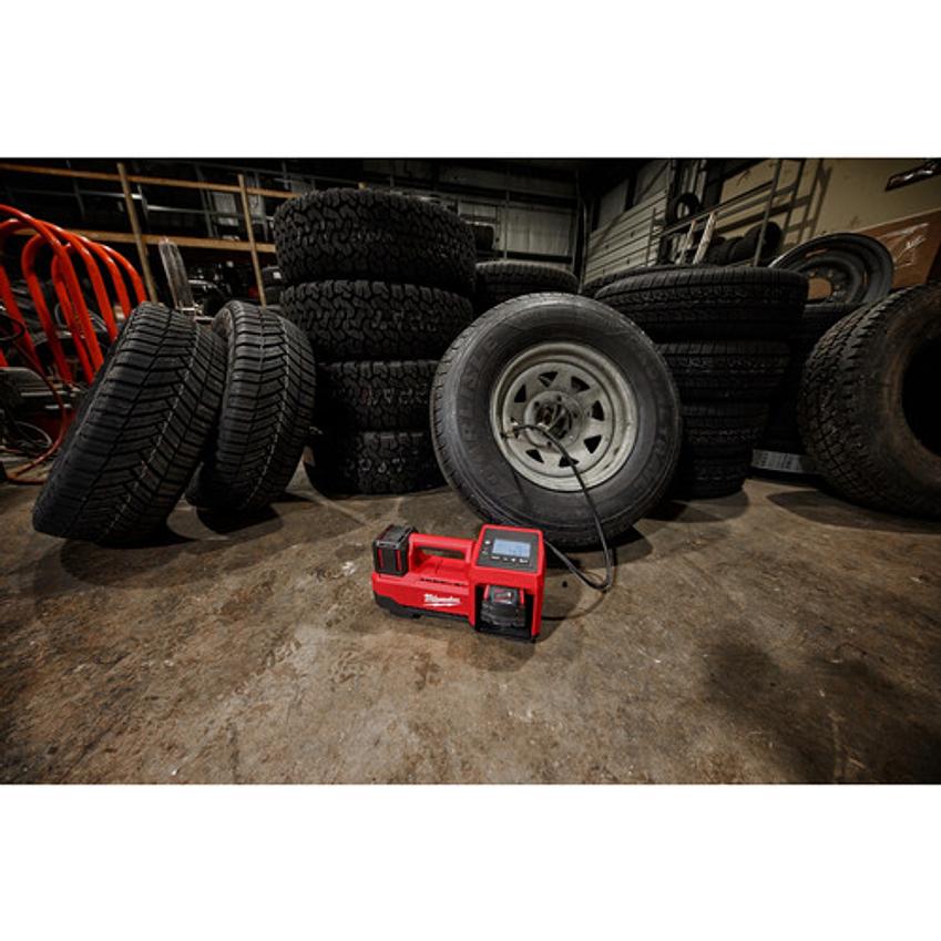 Inflador De Neumáticos Milwaukee M18 150 Psi 2848-20 + Batería y Cargador 7