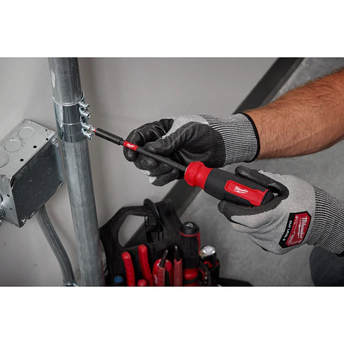 Milwaukee Destornillador Multi 14 En 1 Con Punta De Impacto 48-22-2915 4