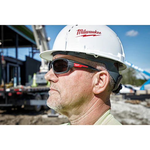 Lentes De Seguridad Milwaukee Oscuros Alto Impacto 48-73-2025 8