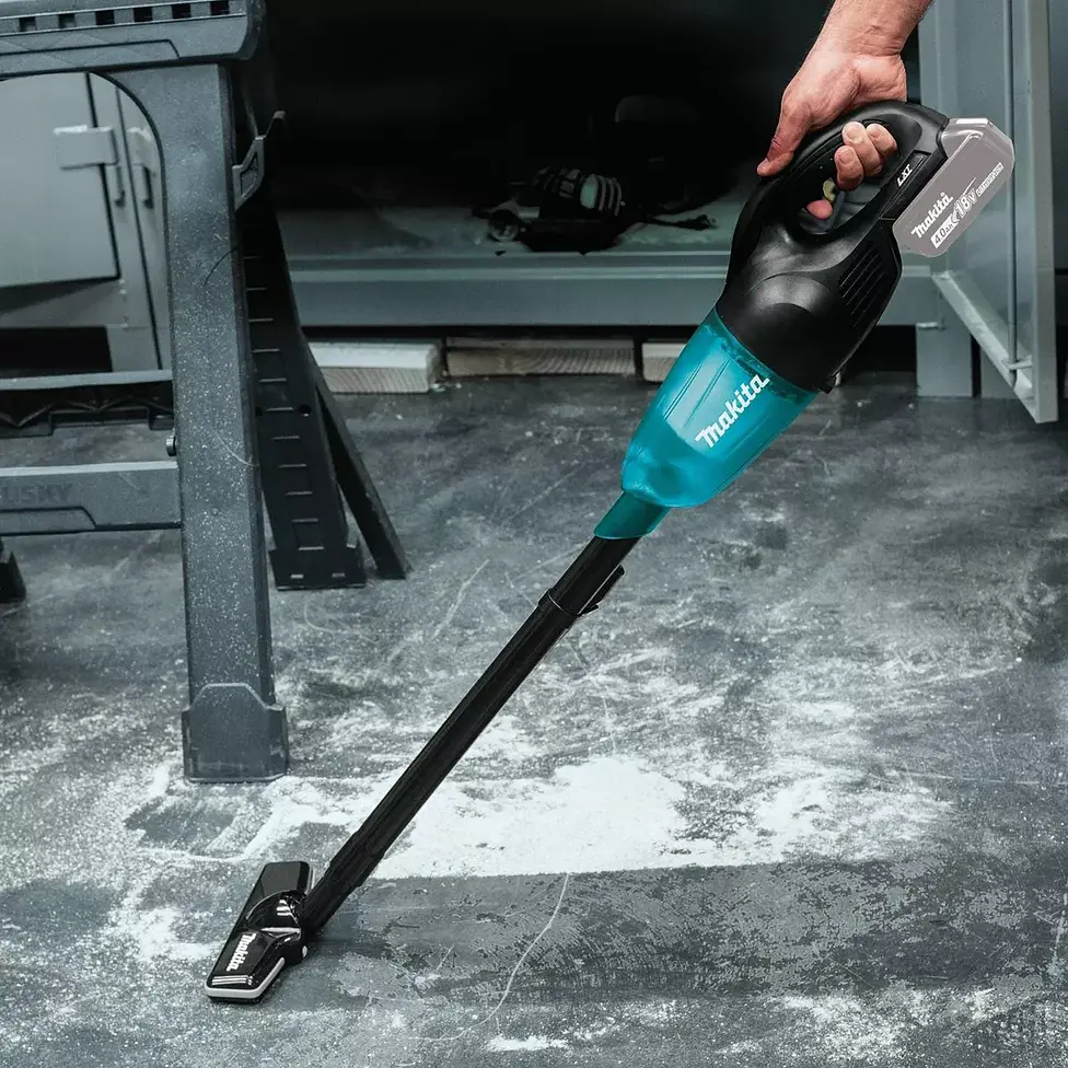 Aspiradora Inalámbrica Makita LXT 18v XLC02ZB Sin Baterías 9