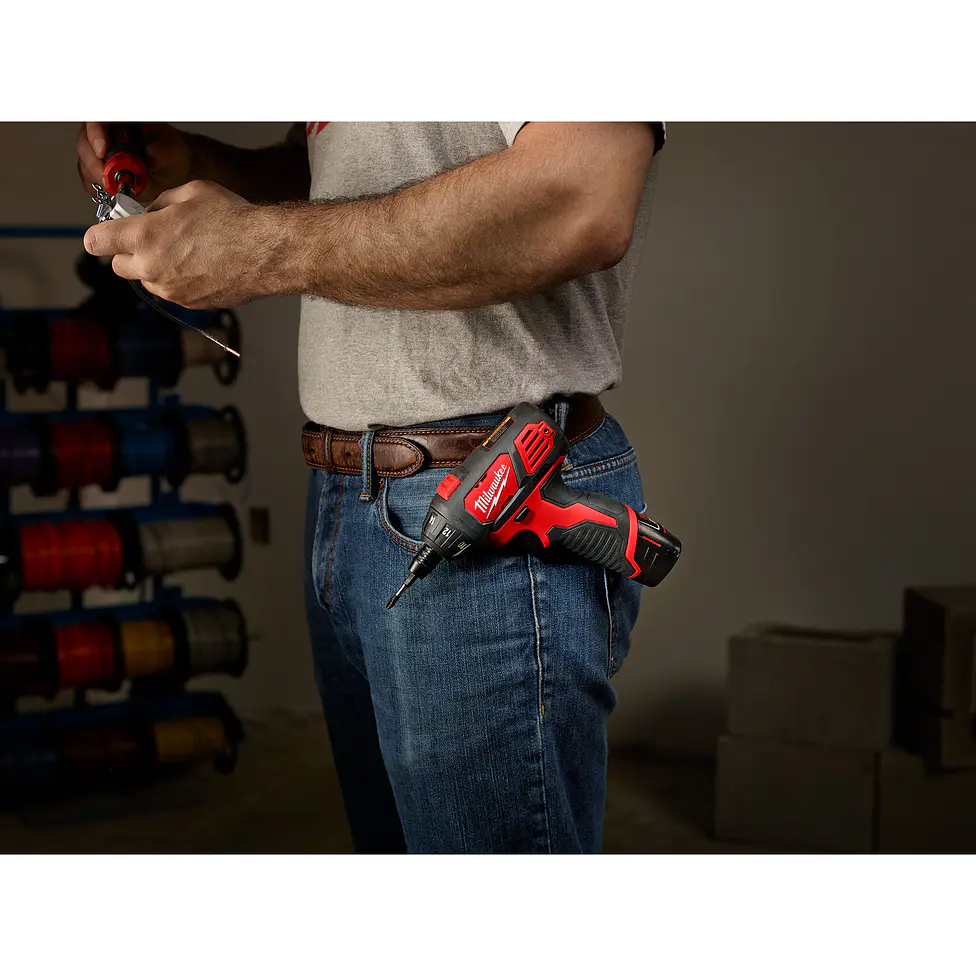 Atornillador Inalámbrico De Fijación Milwaukee M12 2401-20 5
