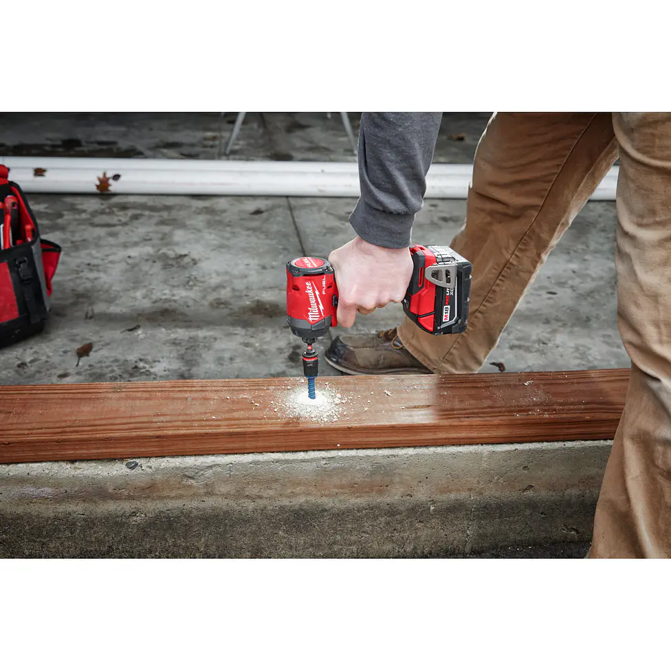 Atornillador de Impacto Milwaukee M18 Fuel 4ta Gen 2953-20 + Maleta 10