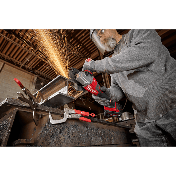 Esmeril Angular Milwaukee M18 FUEL 4.5 a 6
