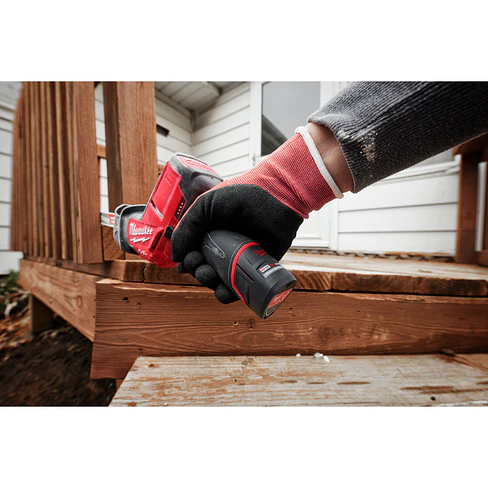 Batería Milwaukee M12 High Output 2.5 Amperios Sellada 48-11-2425 11