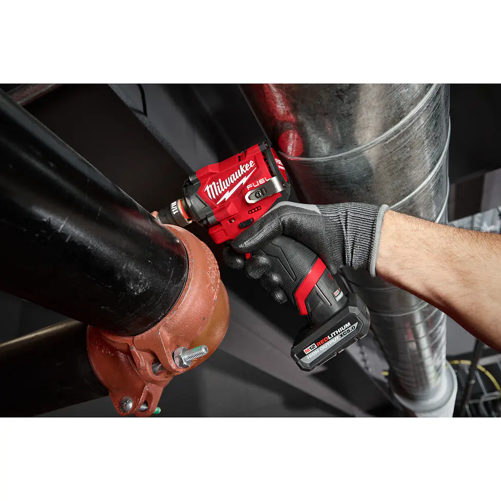 Llave de Impacto Milwaukee M12 FUEL Stubby 1/2” 745 Newton Metro 2563-20 15