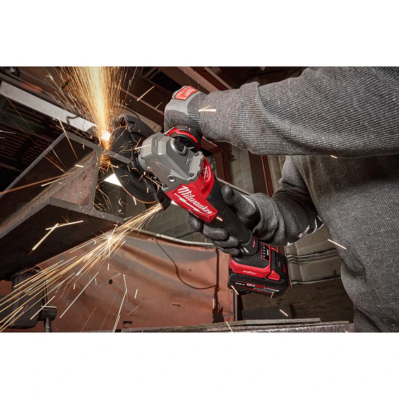 Esmeril Milwaukee M18 FUEL Velocidad Variable 6