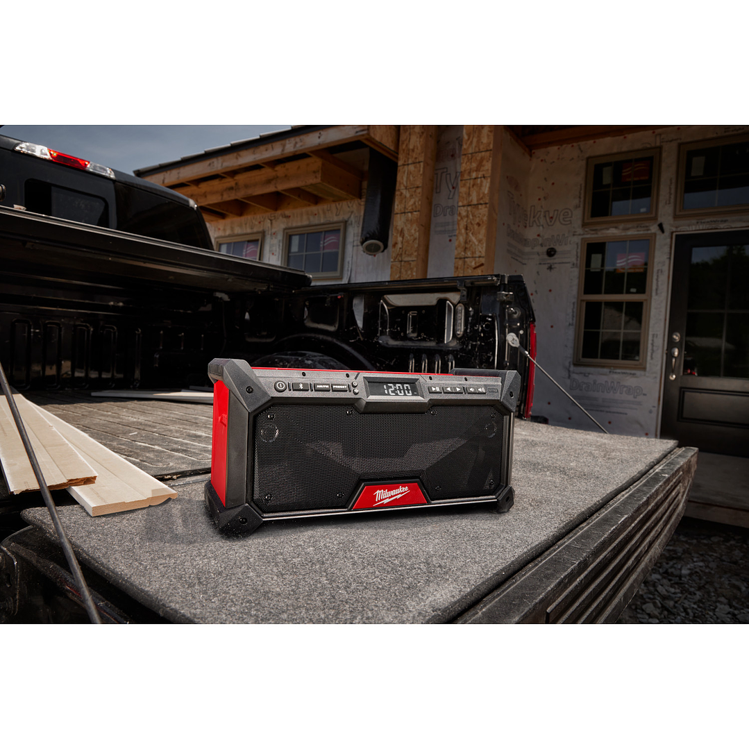 Parlante Milwaukee Bluetooth M18 Con Radio AM/FM 2952-20 Rojo 10