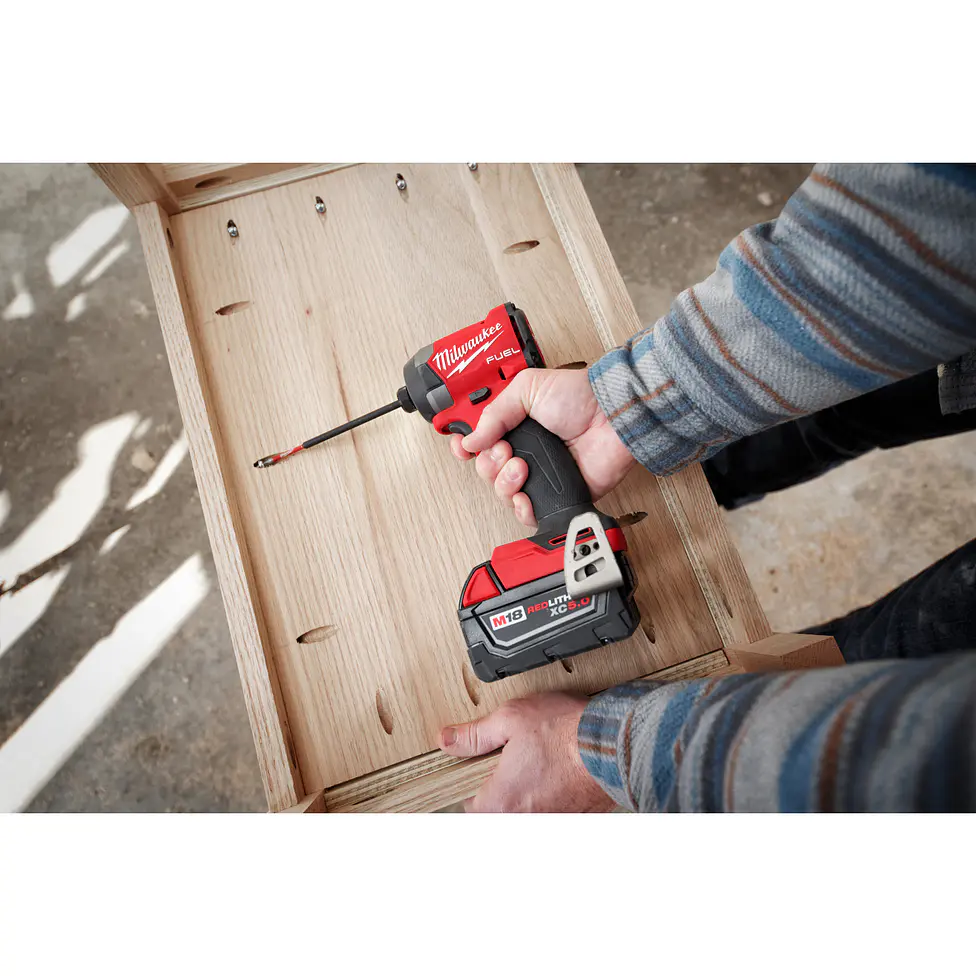 Kit Atornillador De Impacto Milwaukee M18 Fuel 4ta Gen 2953-22 8
