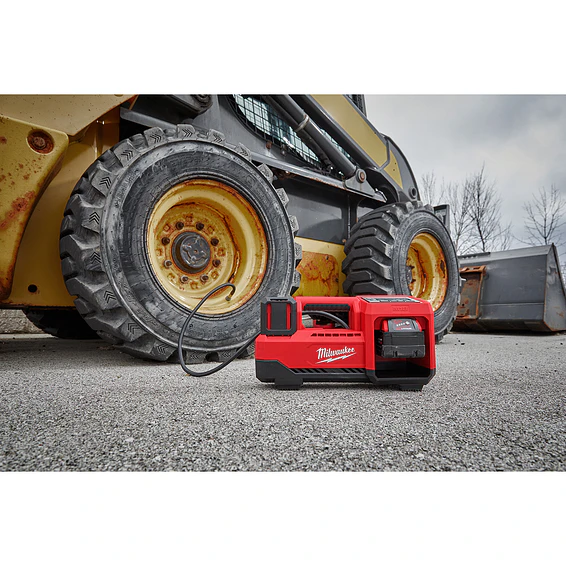Kit Taladro y Atornillador Milwaukee M18 Fuel 4ta Gen 3697-22 + Inflador Neumáticos 16