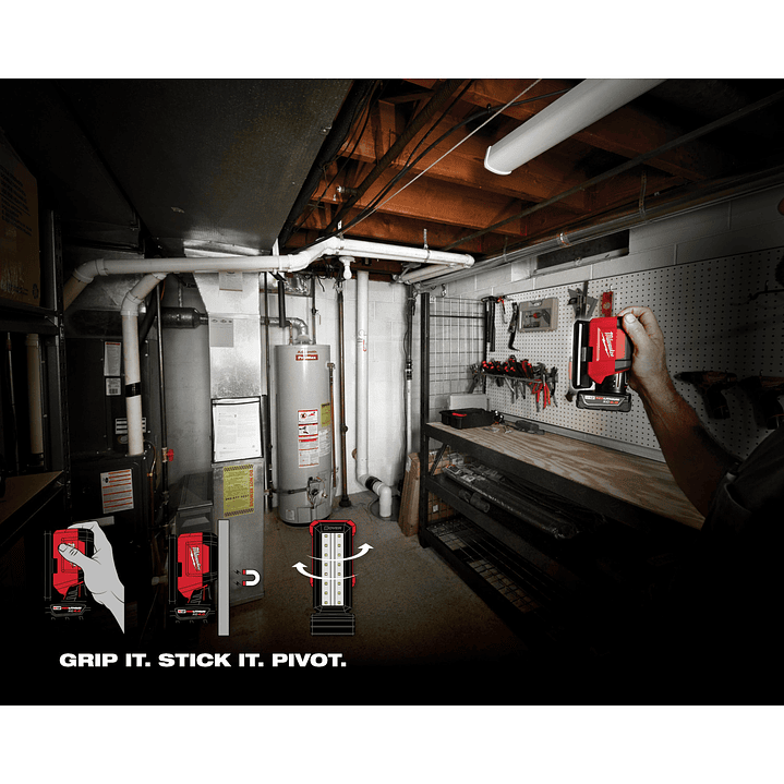 Foco Led Magnético 700 Lúmenes Milwaukee M12 Rover 2367-20 + Batería 2Ah 5