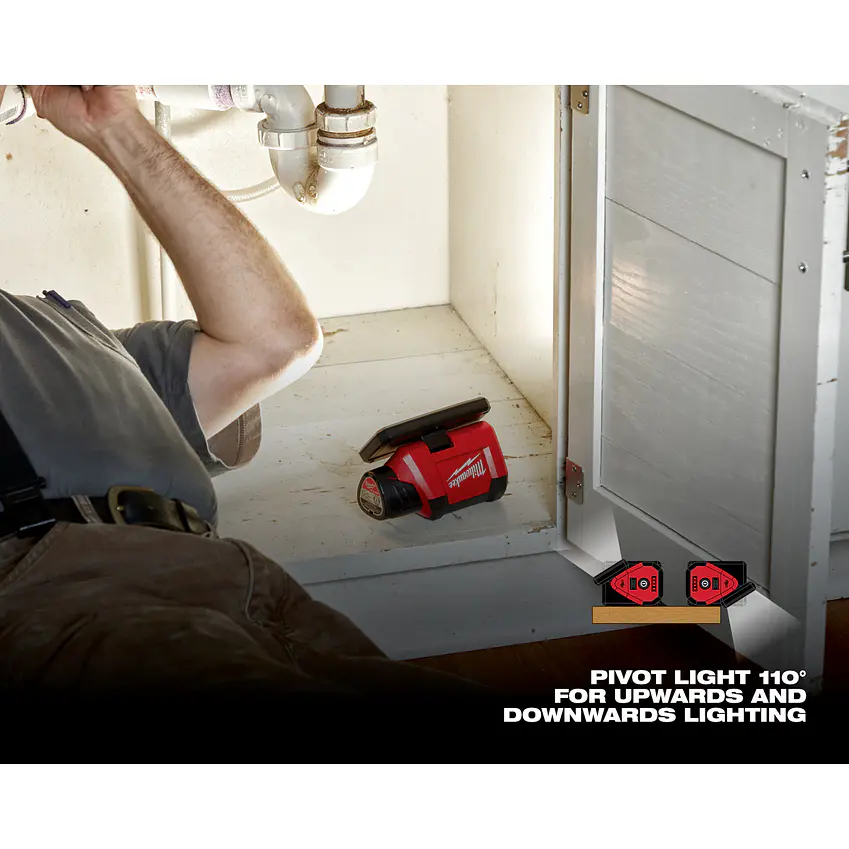 Foco Led Magnético 700 Lúmenes Milwaukee M12 Rover 2367-20 + Batería 2Ah 6