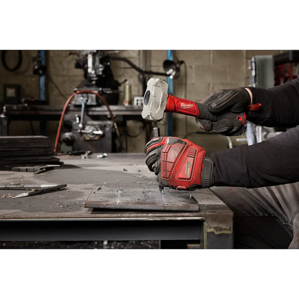 Milwaukee Pack Martillo 20 oz + Combo 2 Lb + Saca Clavos 9