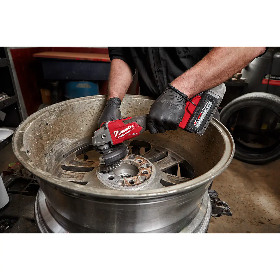 Kit Esmeril Milwaukee M18 FUEL Velocidad Variable 5