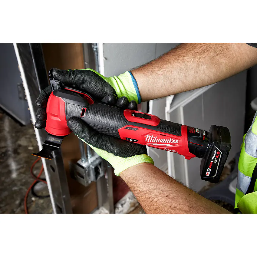 Herramienta Oscilatoria Multiusos Milwaukee M12 Fuel 2526-20 10
