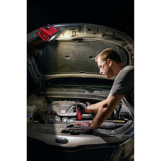 Foco LED de Montaje Milwaukee M12 ROVER Magnético 1000 lúmenes 2364-20 8