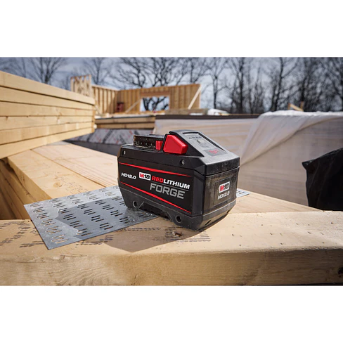 Kit Batería Milwaukee M18 FORGE 12 Ah c/ Cargador Rápido + Batería FORGE 8Ah 11