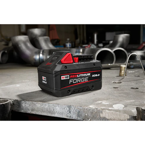 Kit Batería Milwaukee M18 FORGE 12 Ah c/ Cargador Rápido + Batería FORGE 8Ah 12