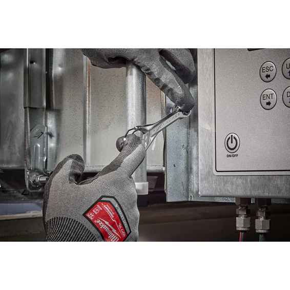Mini Chicharra Milwaukee 7 en 1 Multi Punta Tipo Llavero 48-22-2950 9