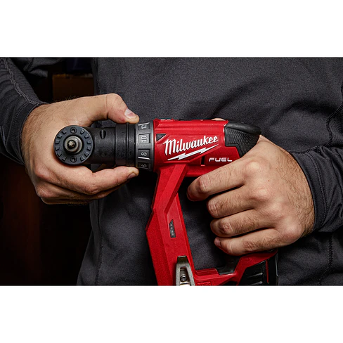 Taladro De Instalación 4 en 1 Milwaukee M12 Fuel Cabezal Intercambiable 2505-20 20