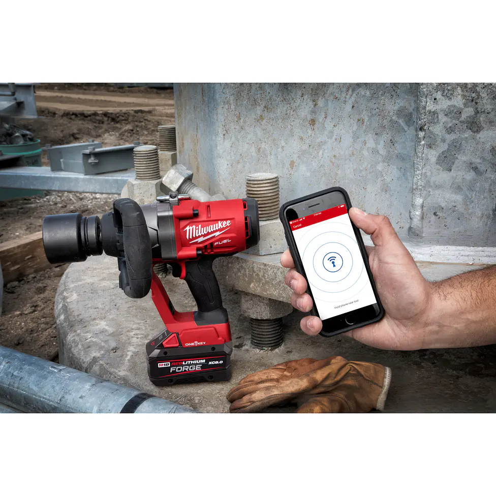 Kit Llave De Impacto Milwaukee M18 FUEL 1