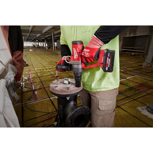 Kit Llave De Impacto Milwaukee M18 FUEL 1