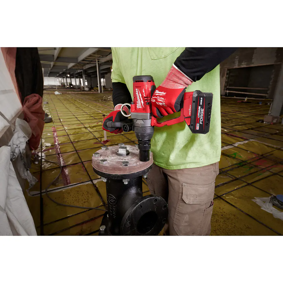 Kit Llave De Impacto Milwaukee M18 FUEL 1