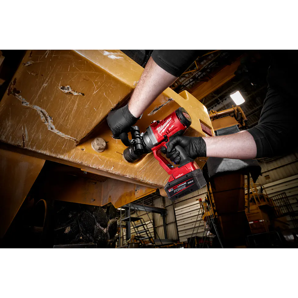 Kit Llave De Impacto Milwaukee M18 FUEL 1