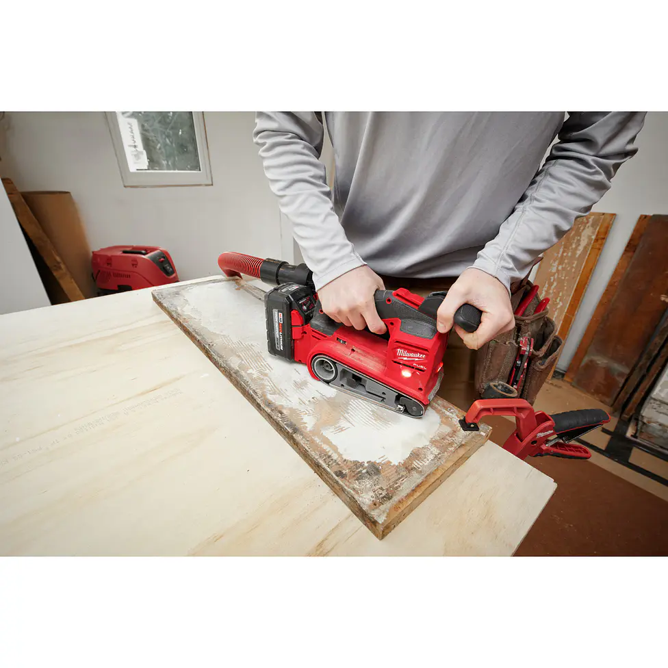 Lijadora De Banda Milwaukee M18 Fuel 3 x 18 Pulgadas 2832-20 17