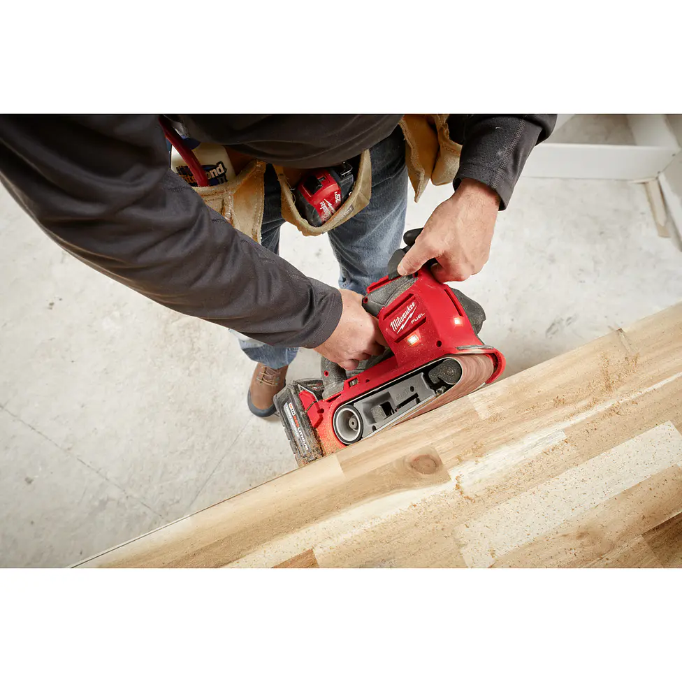 Lijadora De Banda Milwaukee M18 Fuel 3 x 18 Pulgadas 2832-20 12